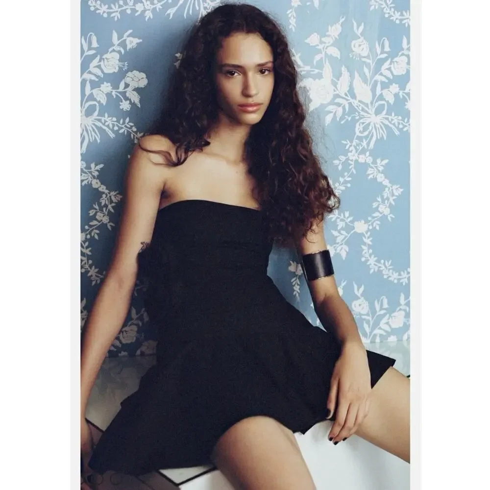 NWT Zara Strapless Black Mini Dress Raised Floral Detail Ruffle Hem Size Small - Picture 5 of 7